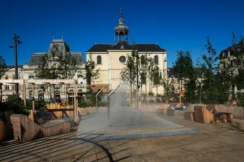 Visite Flash : Les secrets de la place de la République