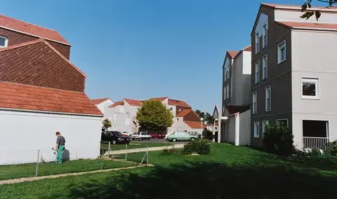Du camp des Mille à la Cité des Bruyères