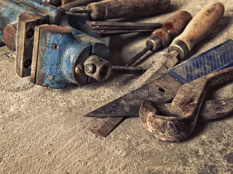 Bric à brac spécial outils