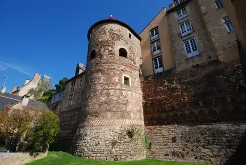 L’enceinte romaine : 1700 ans d'histoire