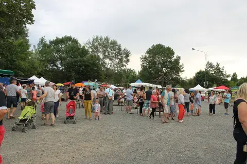 Marché Nocturne