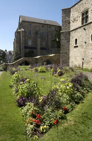 La cité Plantagenêt
