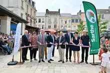 Inauguration des travaux de rénovation de la place Carnot à Mamers