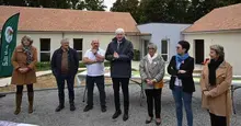 Personnalités préseantes à l'inauguration de la 5ᵉ unité du Centre Éducatif et Scolaire Montjoie à Saint-Calais