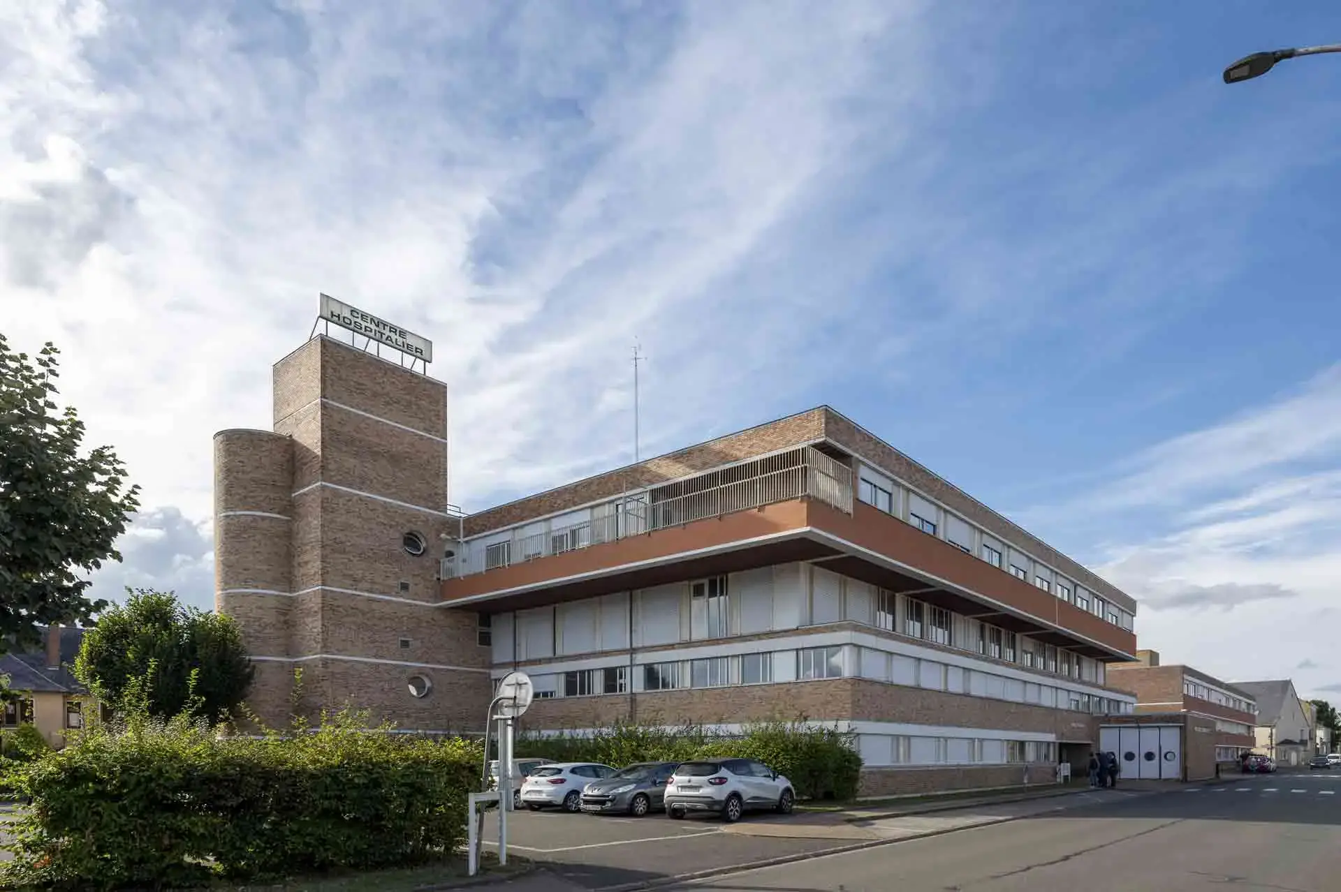 Saint-Calais : nouveaux équipements scanner et mammographie pour l’Hôpital