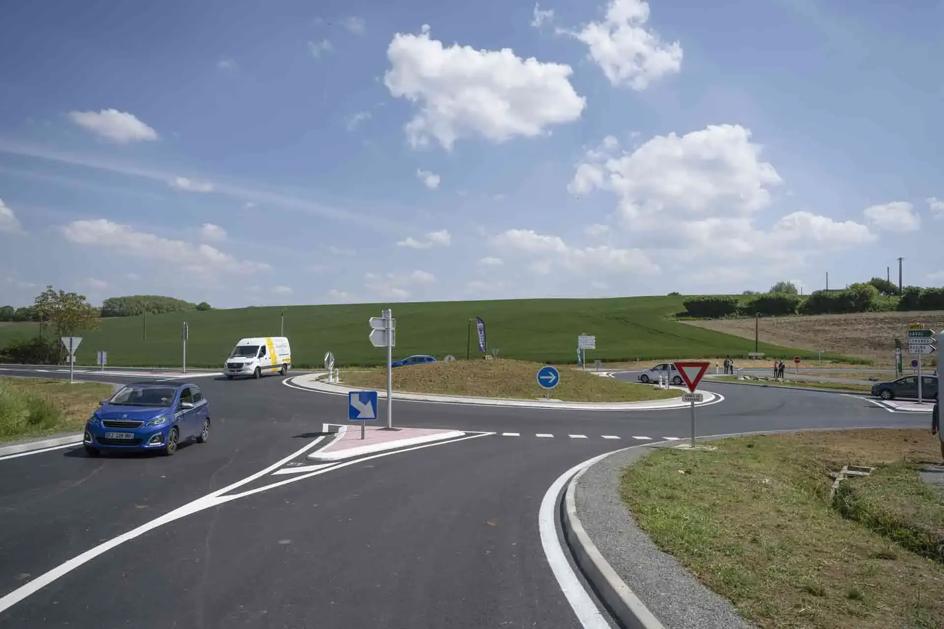Coulans-sur-Gée : nouveau giratoire
