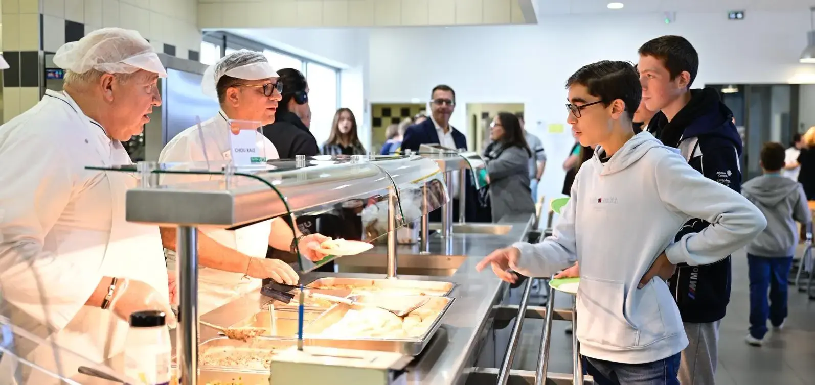 Semaine du goût : un repas concocté par des chefs-restaurateurs pour les collégiens